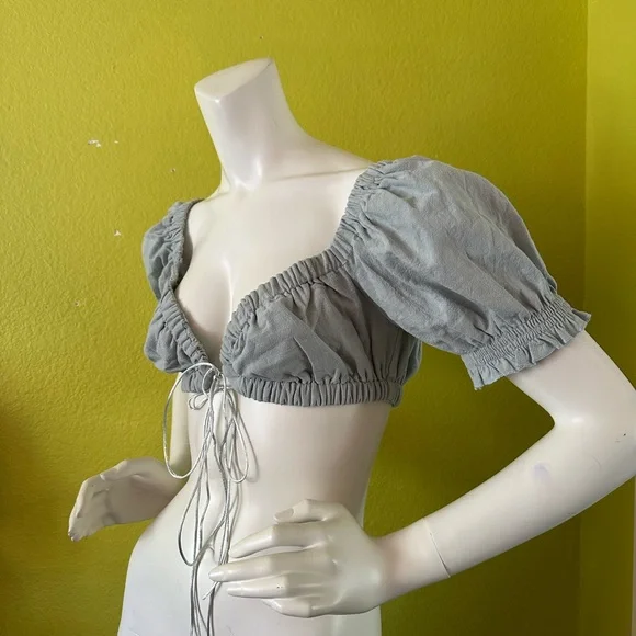 O.VIANCA Large Light Green Tie-Front Cropped Blouse - Picture 2 of 5